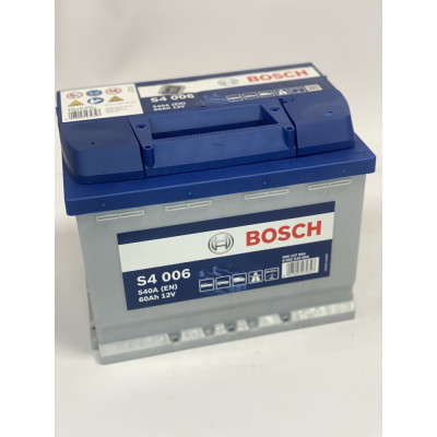 Акумулятор BOSCH 60Ah 540A R+ (правий +) L2 (S40 050) Акумулятор BOSCH 60Ah 540A R+ (правий +) L2 (S40 050)
