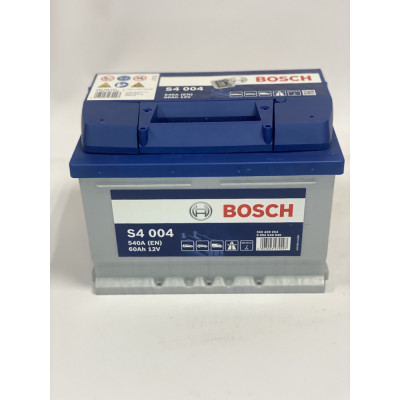 Акумулятор BOSCH 60Ah 540A R+ (правий +) LB2 (S40 040) Акумулятор BOSCH 60Ah 540A R+ (правий +) LB2 (S40 040)