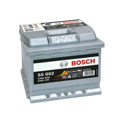 Акумулятор BOSCH 54Ah 530A R+ (правий +) L1 (S50 020) Акумулятор BOSCH 54Ah 530A R+ (правий +) L1 (S50 020)